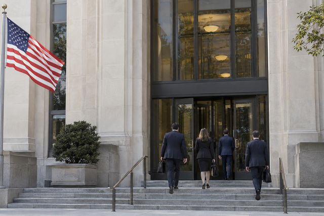 CFTC propone due regole crypto: resta il limite sul mercato spot