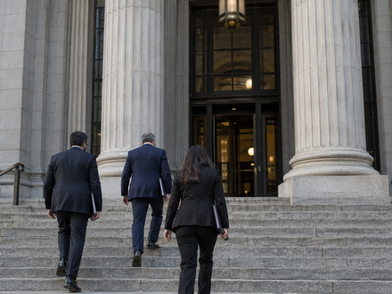 Conduit cita Tether per il blocco di 2,76 milioni di dollari in USDT