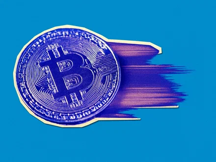 Bitcoin cala ma le criptovalute restano solide