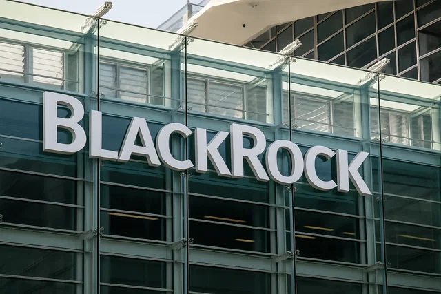 BlackRock: deflussi da IBIT da 2,3 mld "normali"
