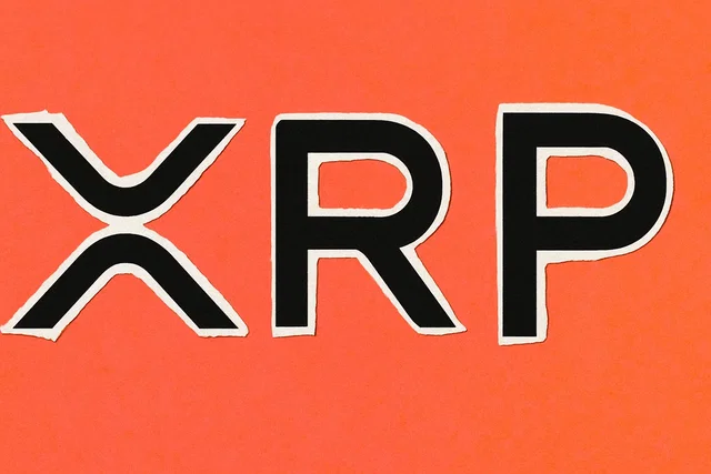 XRP verso $50? Balene accumulano per rally 5000%